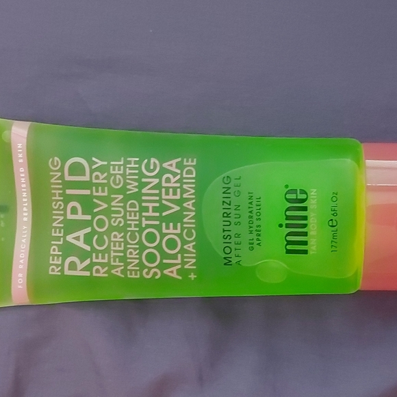 Moisturizing after sun gel - Picture 1 of 1